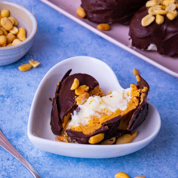 Snickers Eis selber machen – einfacher Eis-Snack